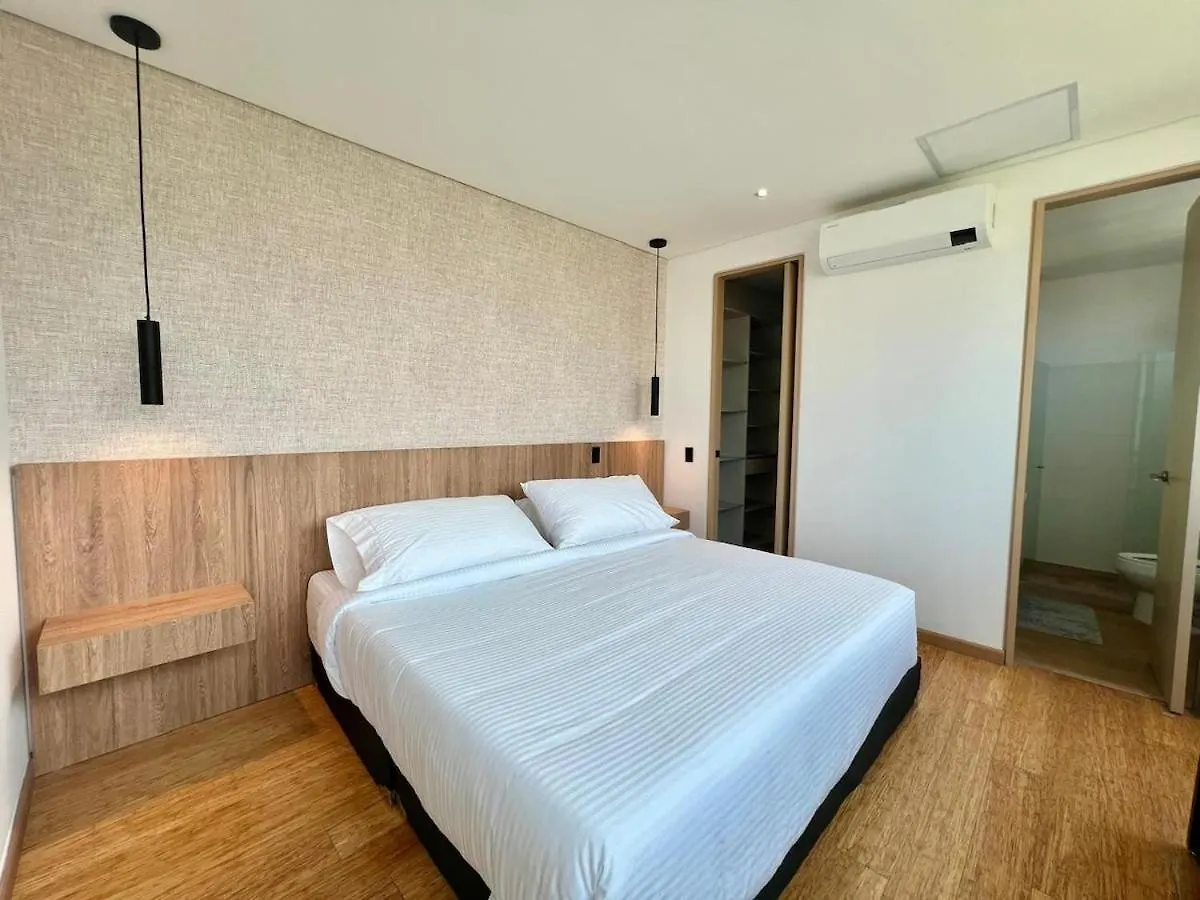 Great View 3 Bedroom Apartment Near Provenza 1101 メデジン コロンビア