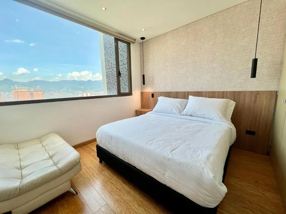 Great View 3 Bedroom Apartment Near Provenza 1101 メデジン